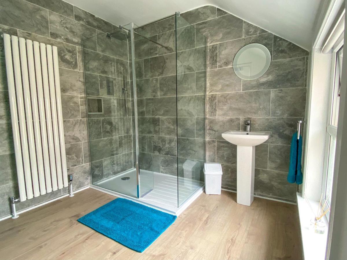 'llandudno Central' - 2 Bed Luxury Flat, Close To Town And Beaches *