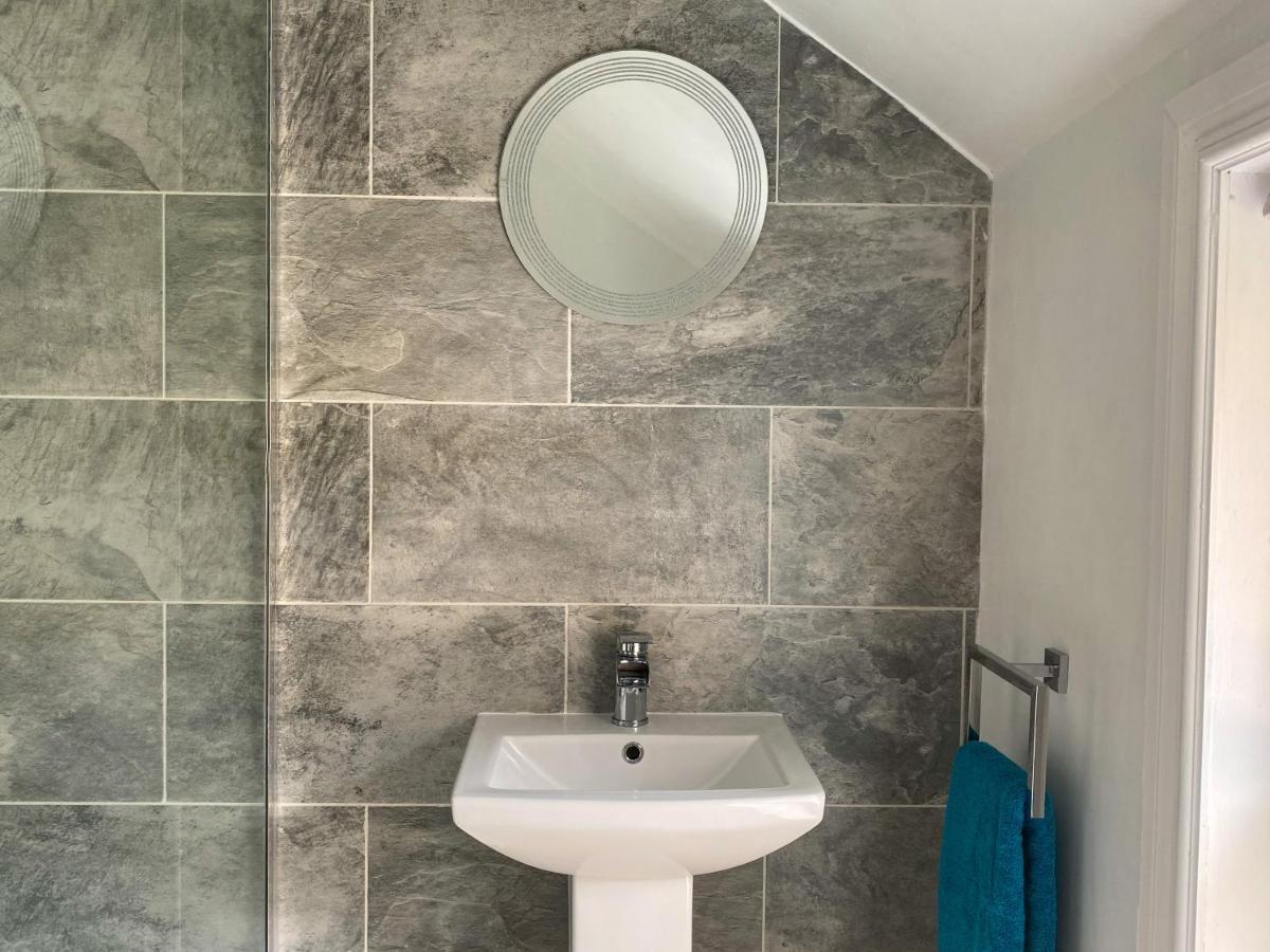 'llandudno Central' - 2 Bed Luxury Flat, Close To Town And Beaches Llandudno